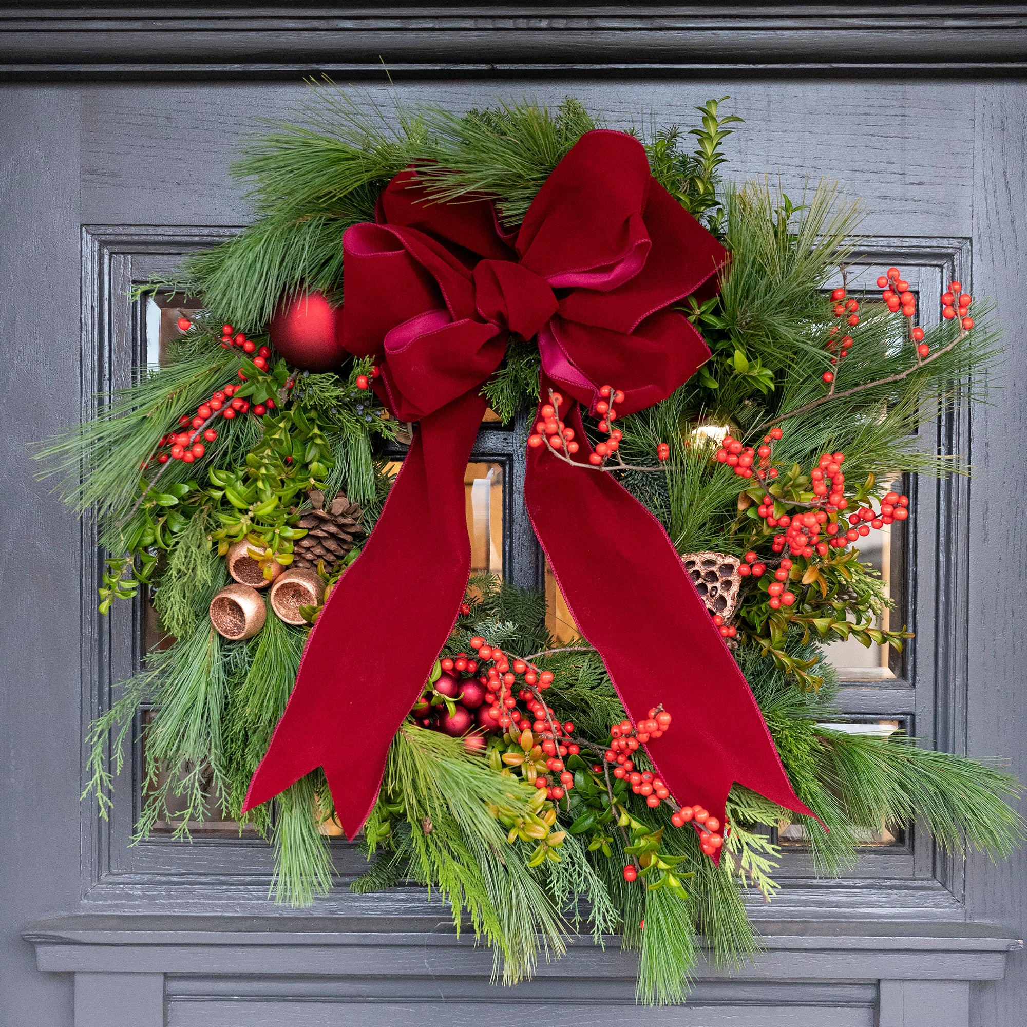 Couronne de Noël cramoisie